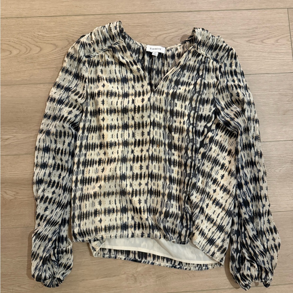 Evereve Black and Cream Patterned Blouse
